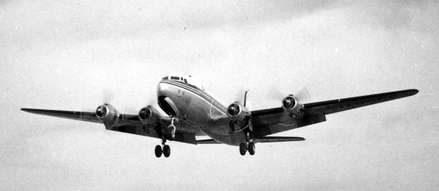 ダグラス DC-4 - Wikipedia